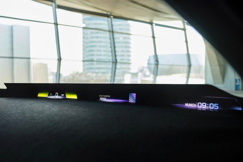 BMW Panoramic Vision Head-Up Display Previewed For Neue Klasse