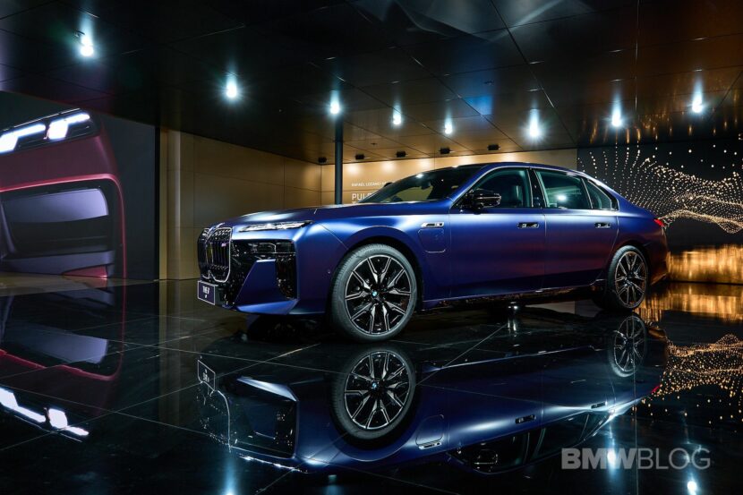 Frozen Tanzanite Blue: The Ultimate Color for the BMW i7 M70