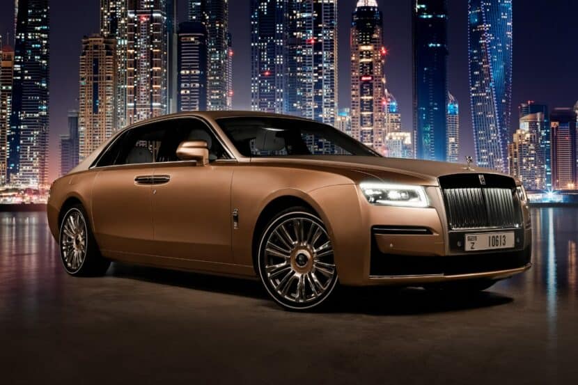 Rolls-Royce Ghost Extended Gets Classy Two-Tone Look For New Bespoke Build