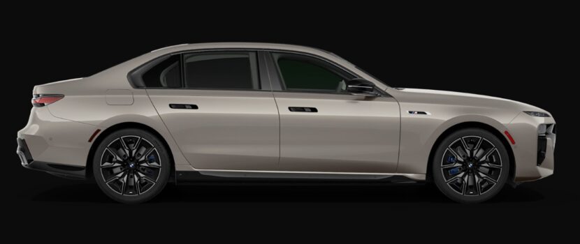 2024 BMW i7 M70 in Oxide Grey - side profile