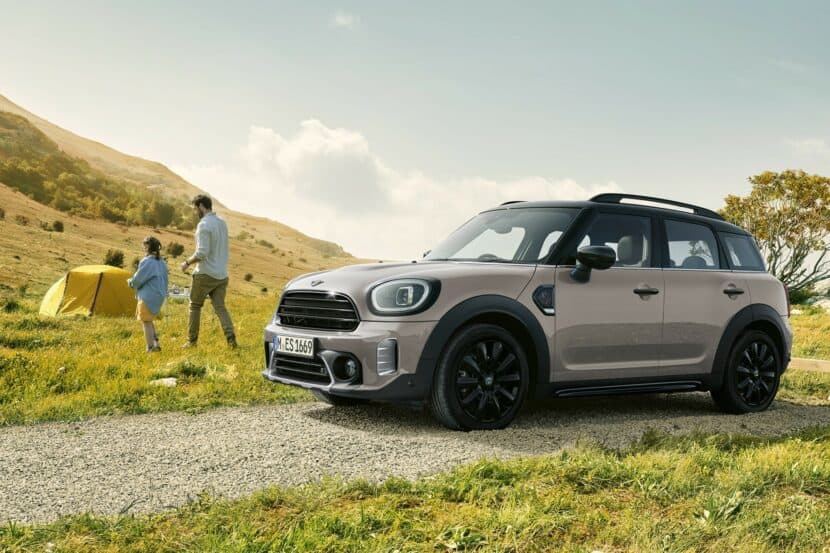 MINI Crossover Highlands Edition Debuts As Special Countryman For Japan