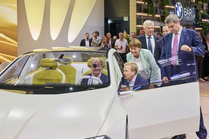 German Chancellor Olaf Scholz Tests the BMW Panoramic Vision Display