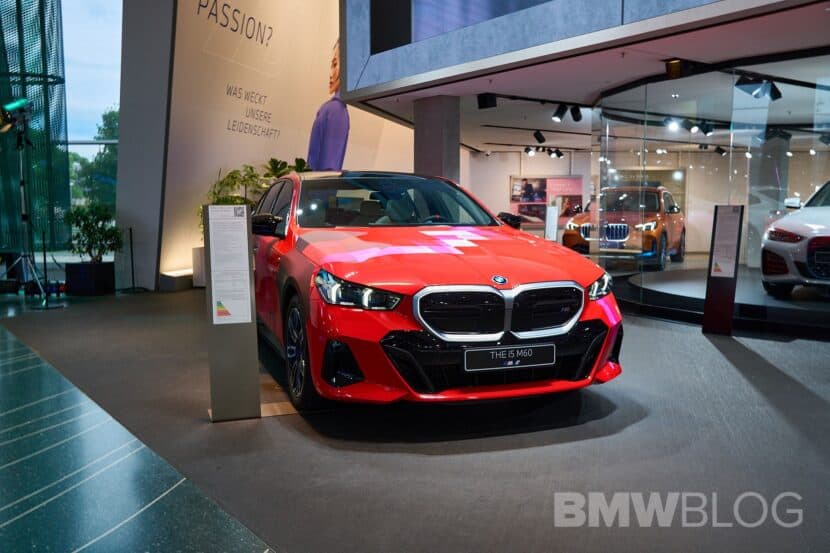 BMW i5 M60 and i5 eDrive40 Displayed at BMW Welt with a Twist