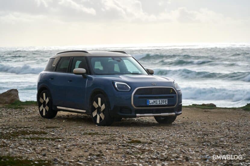 See The 2025 MINI Countryman SE With Its Windmill-Like Wheels