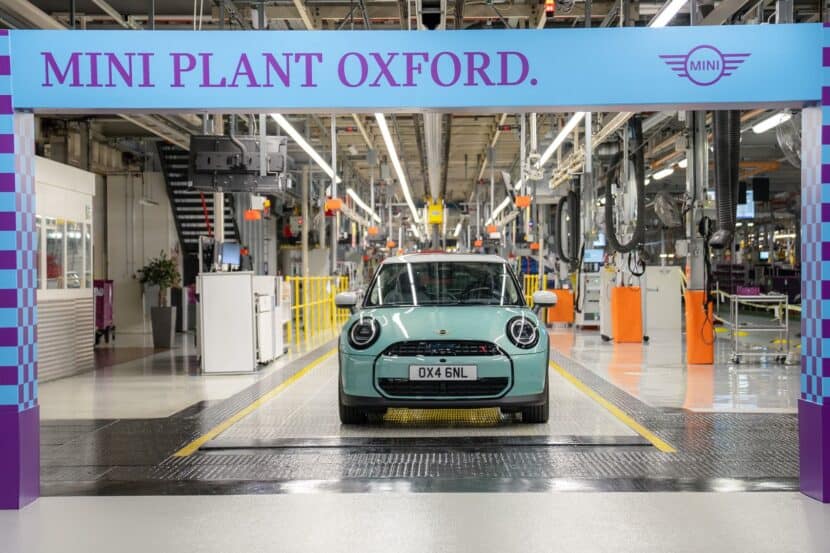 First MINI Cooper F66 Rolls Out in Oxford