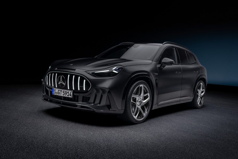 2027 MERCEDES AMG GT SUV 1