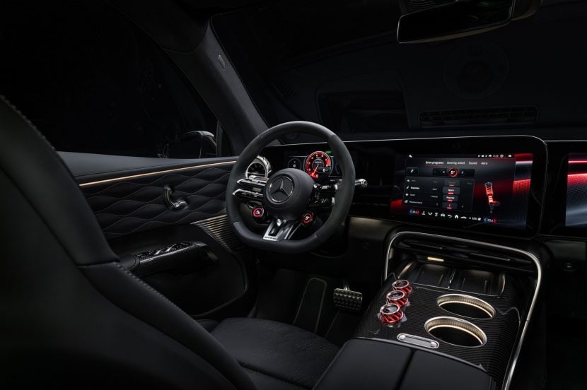 2027 MERCEDES AMG GT SUV 39