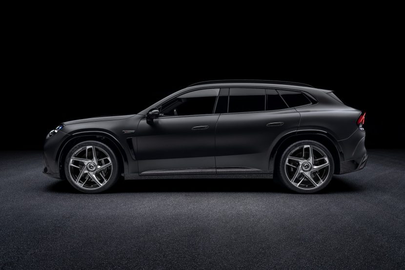 2027 MERCEDES AMG GT SUV 4
