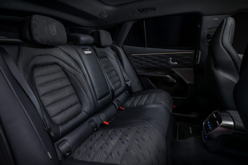 2027 MERCEDES AMG GT SUV 47