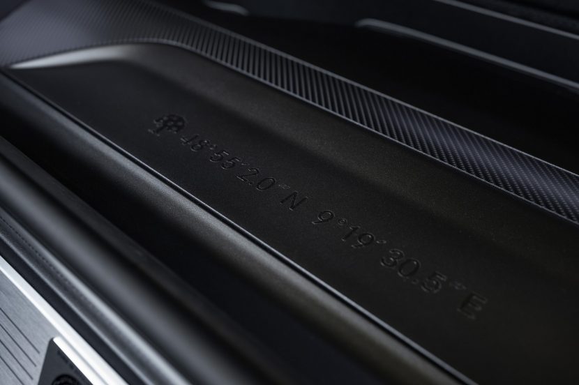 2027 MERCEDES AMG GT SUV 52