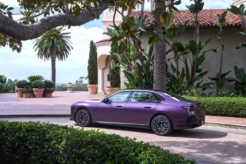 2027 BMW 740 FROZEN PURPLE 16