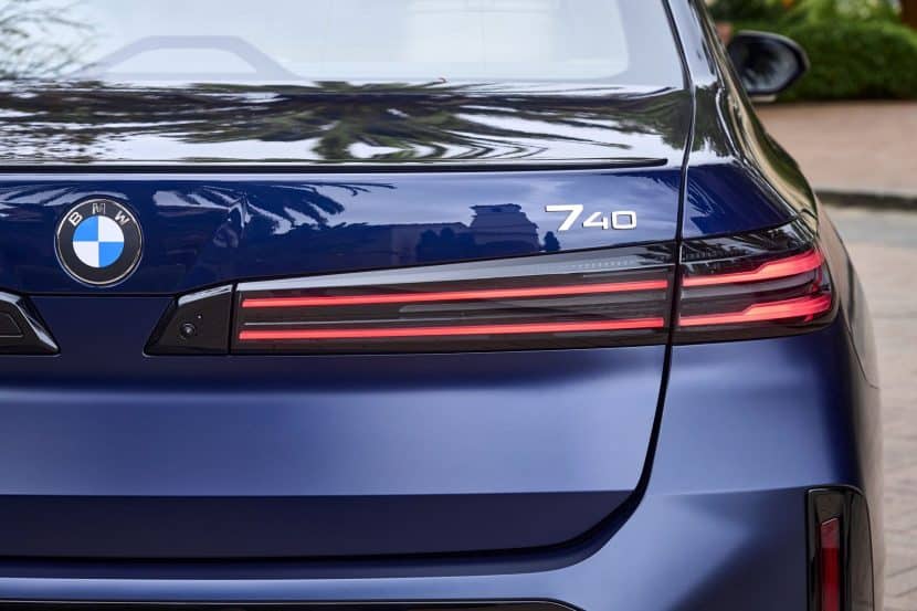 2027 BMW 740 XDRIVE REVIEW TANZANITE BLUE 29 2027 BMW 740 XDRIVE REVIEW TANZANITE BLUE 29