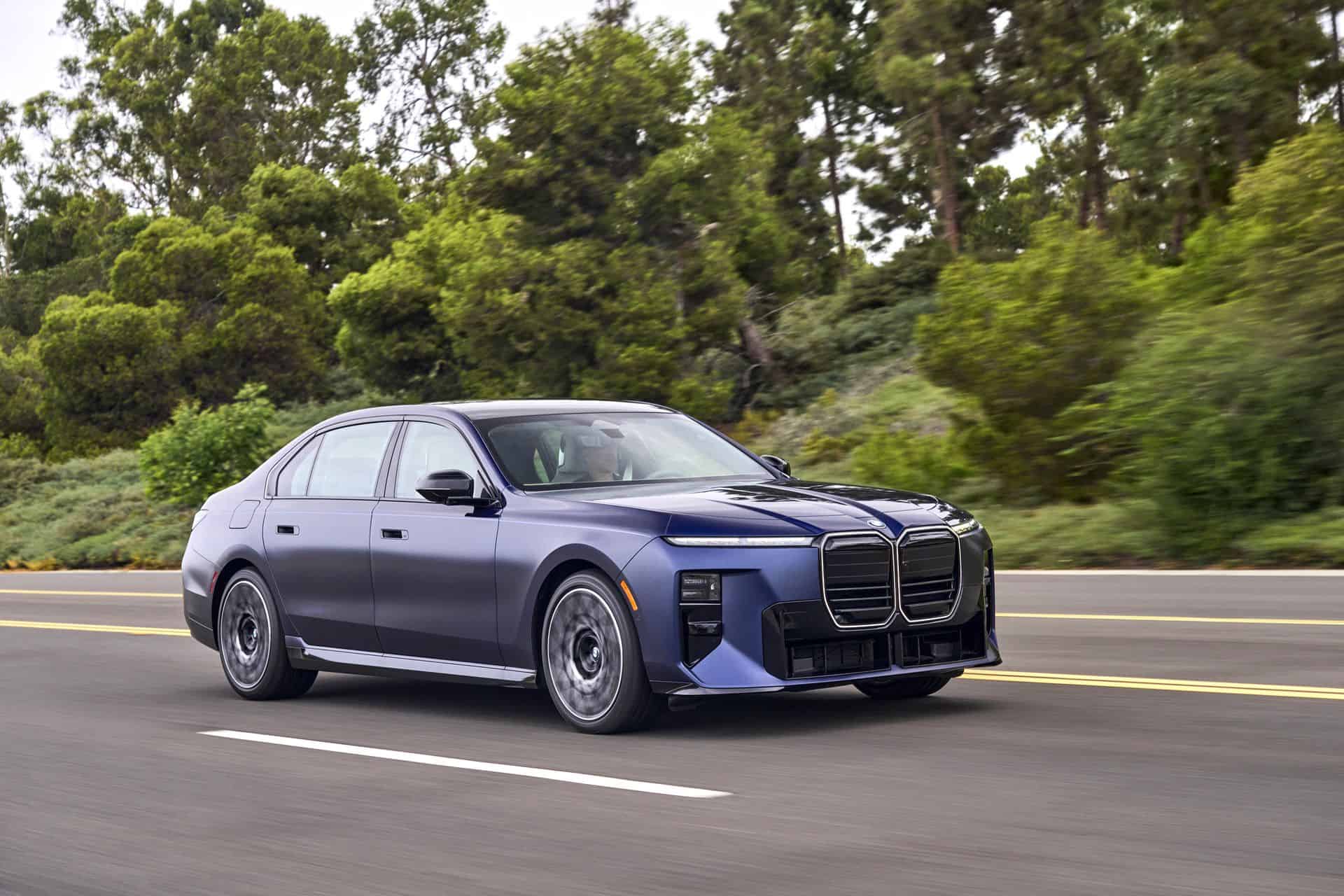 2027 BMW 740 XDRIVE REVIEW TANZANITE BLUE 36