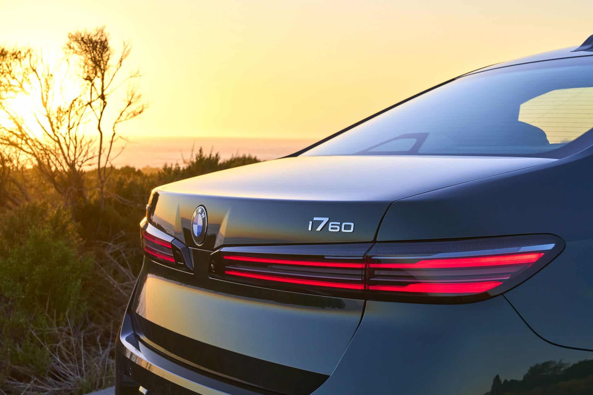 2027 BMW I7 60 XDRIVE REVIEW VANCOUVER GREEN 33