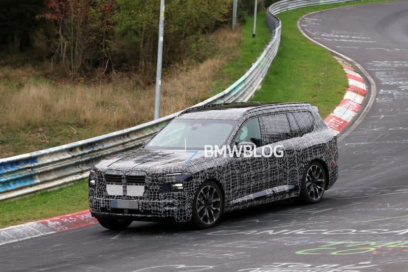 2028 BMW IX7 SPY PHOTOS 08