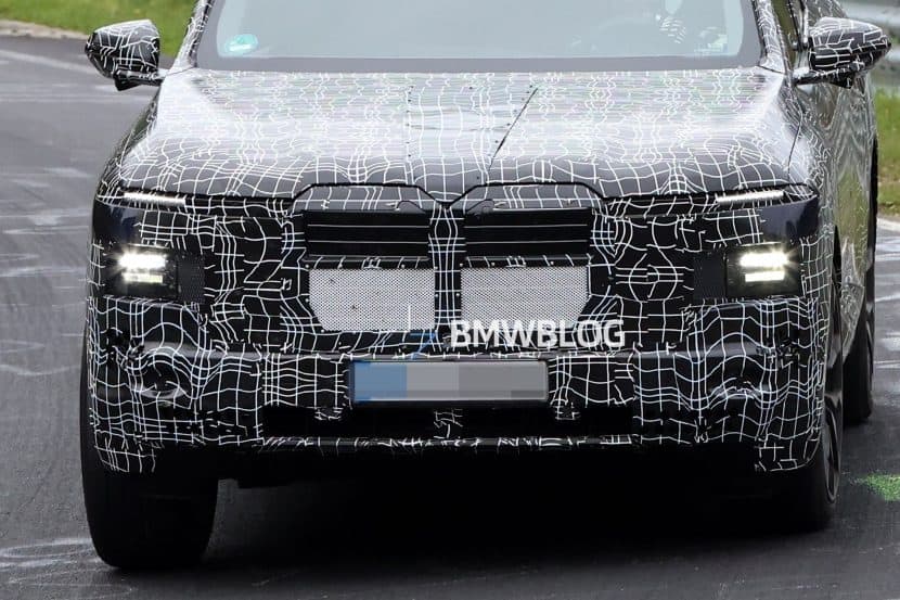 2028 BMW IX7 SPY PHOTOS 11