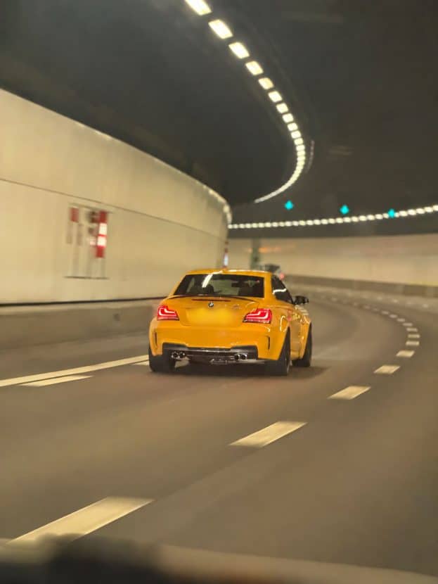 BMW 1M ATACAMA YELLOW 00