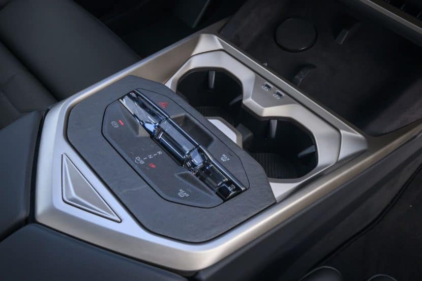 BMW IX5 REVIEW FROZEN SPACE SILVER 65
