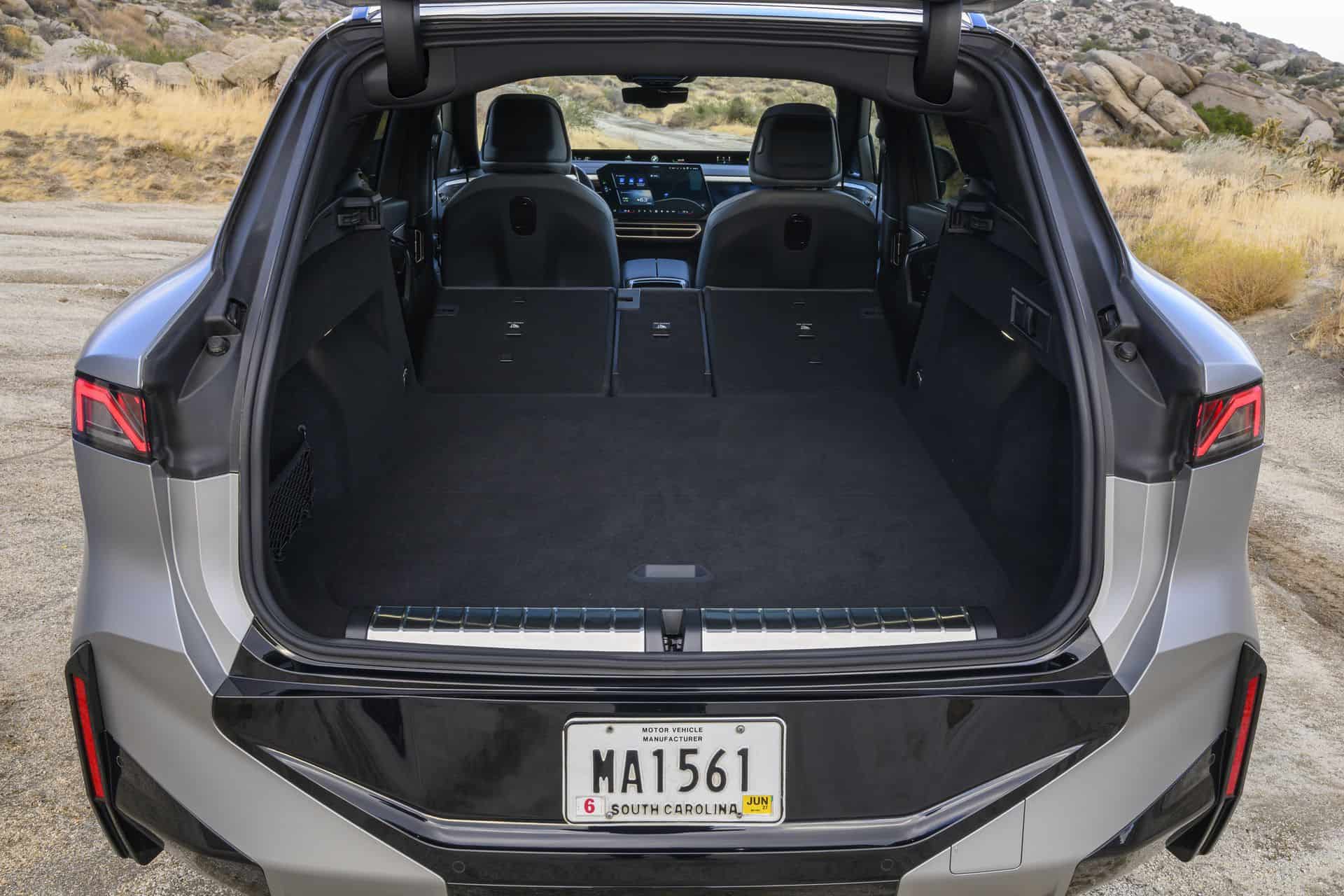 BMW IX5 REVIEW FROZEN SPACE SILVER 69