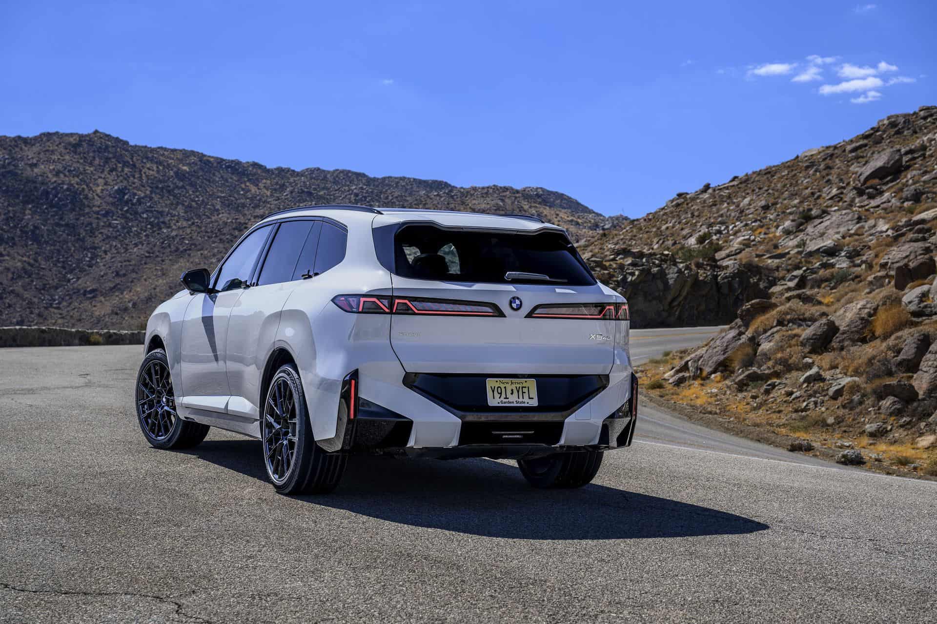 BMW X5 40 MINERAL WHITE 28