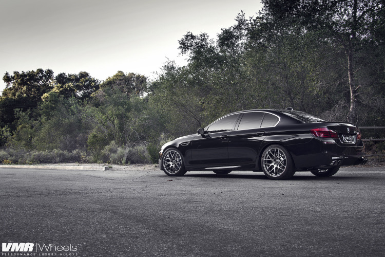 Azurite Black BMW F10 M5 Is A Definition of Beautiful