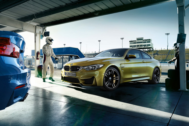 BMW M4 Coupé hot lap at Brands Hatch with Andy Priaulx