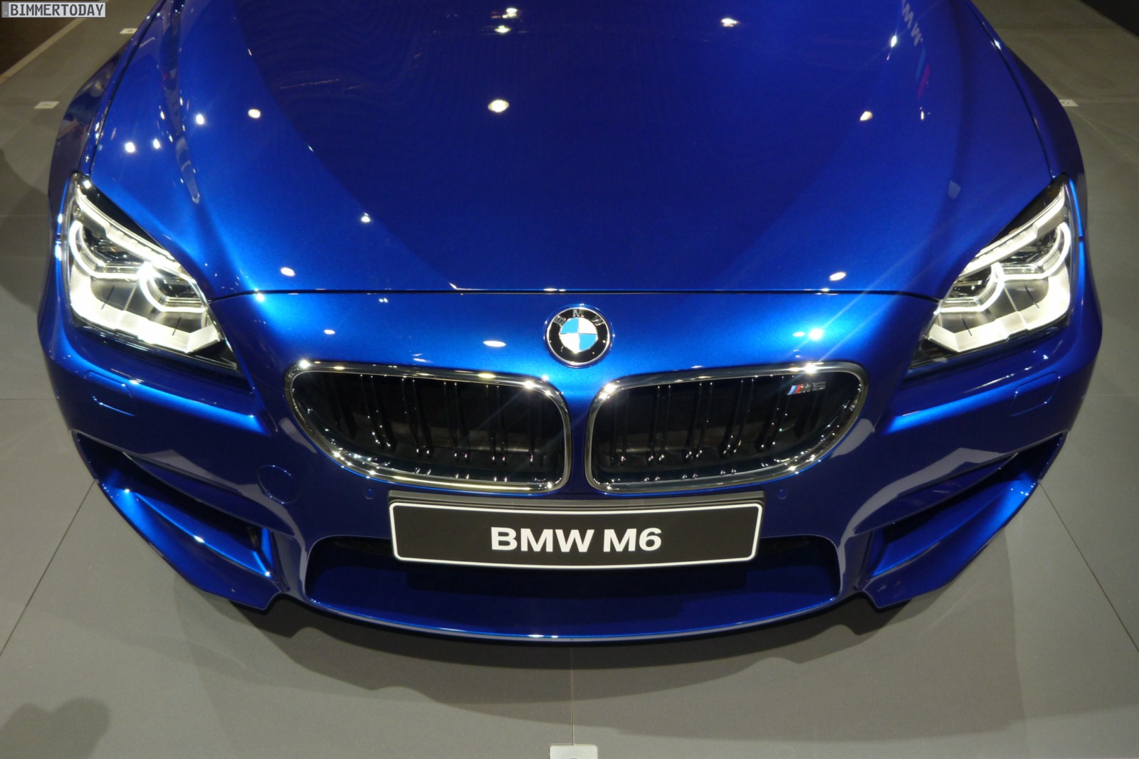 Синий sale111121 купить. BMW m6 f12 San Marino. San Marino Blue Metallic BMW. BMW Color San Marino Blue Metallic b51. BMW San Marino Blau.