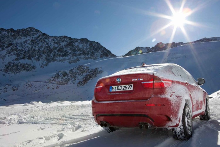 BMW snow and ice training courses in winter 2011