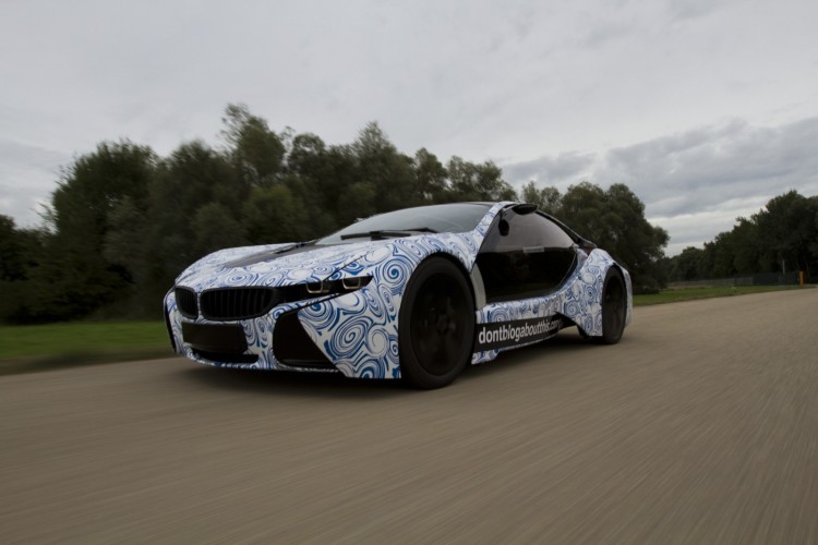 Official Videos: BMW Vision Concept Hybrid Sports Car