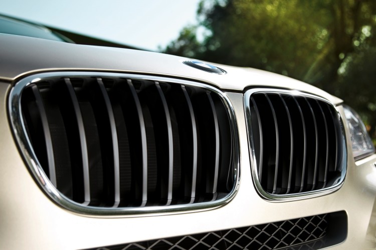 New Wallpapers: 2011 BMW X3