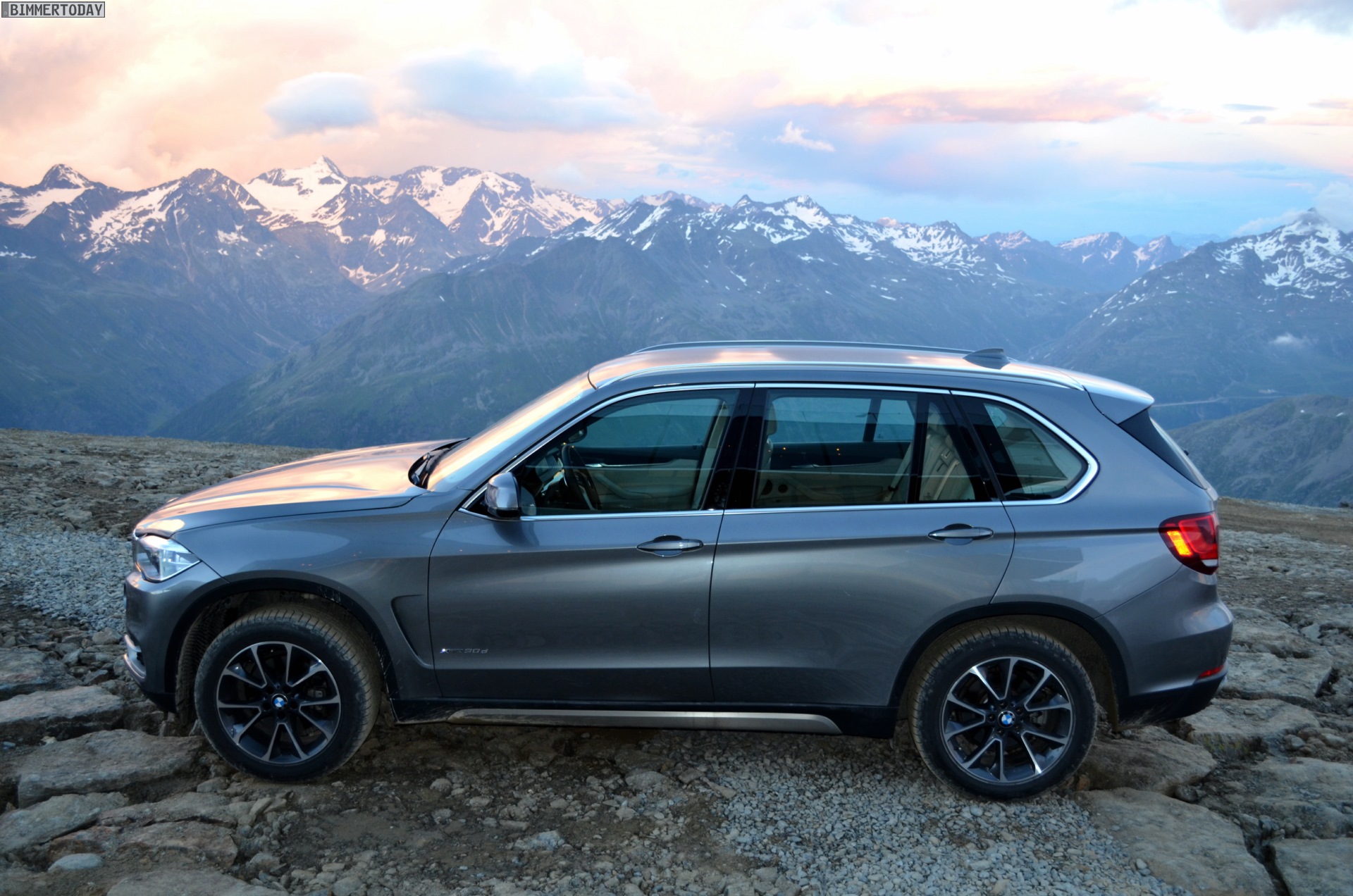 BMW X5 F15 in Space Grey with Design Pure Experience Package