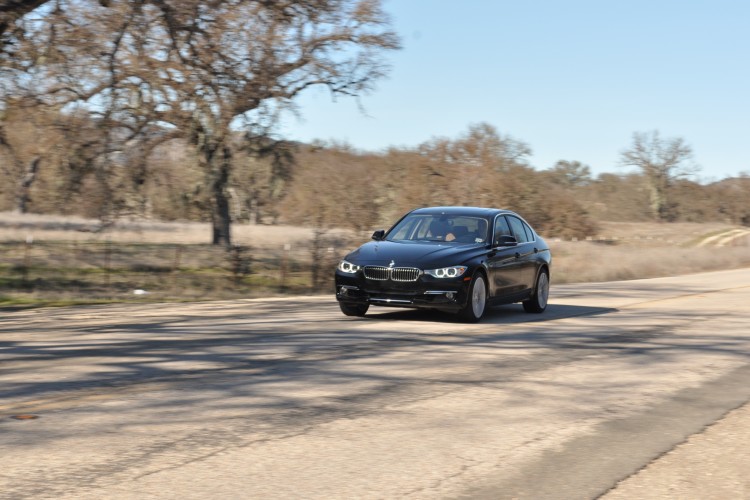 BMWBLOG Test Drive : 2012 BMW 335i Luxury Line
