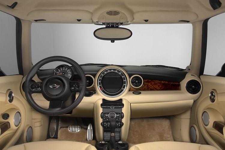 MINI inspired by Goodwood Interieur 061 750x500