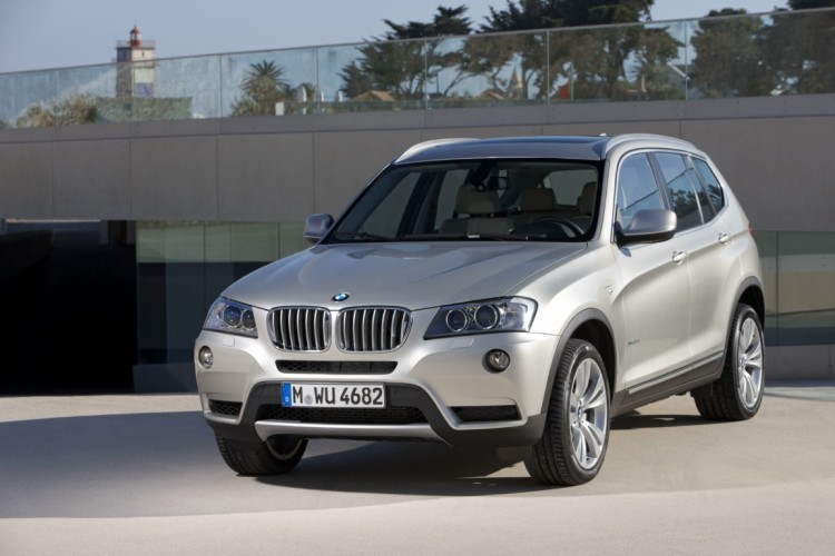 BMW X3 rated a Top Safety Pick by Insurance Institute for Highway Safety