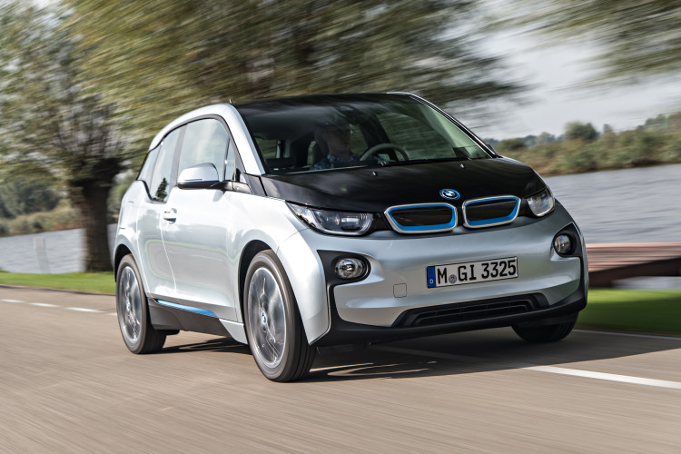 BMW i3 video review: Initial driving impressions from Amsterdam