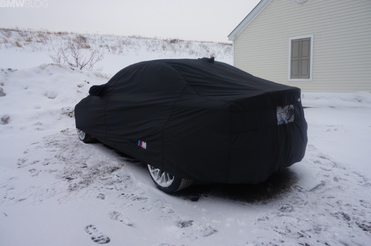 bmw-1m-cover-01