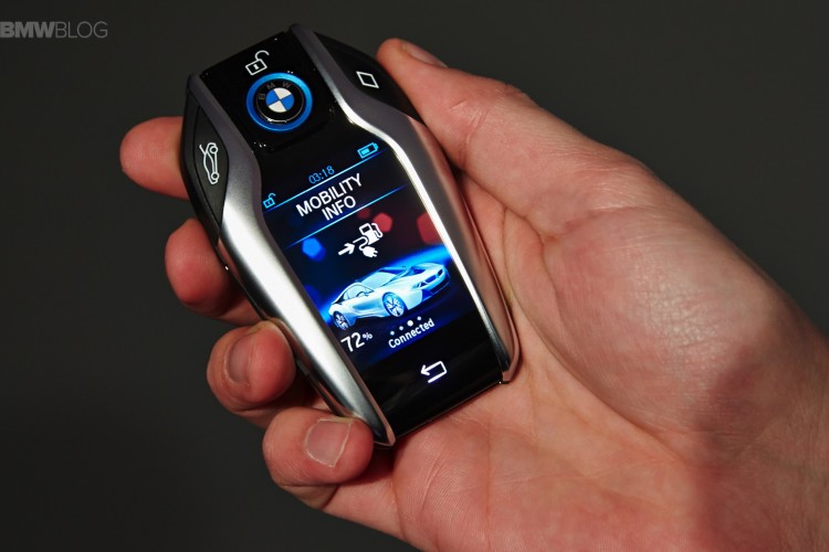 BMW introduces the Key fob with touchscreen display