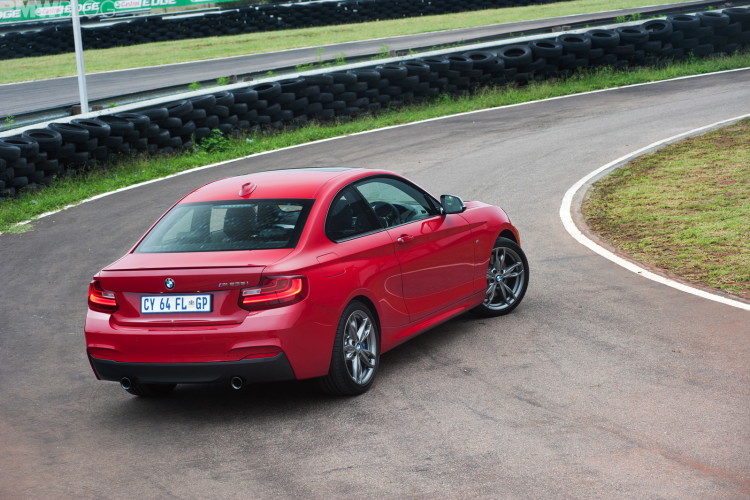BMW M235i Coupe Track Test - VIDEO
