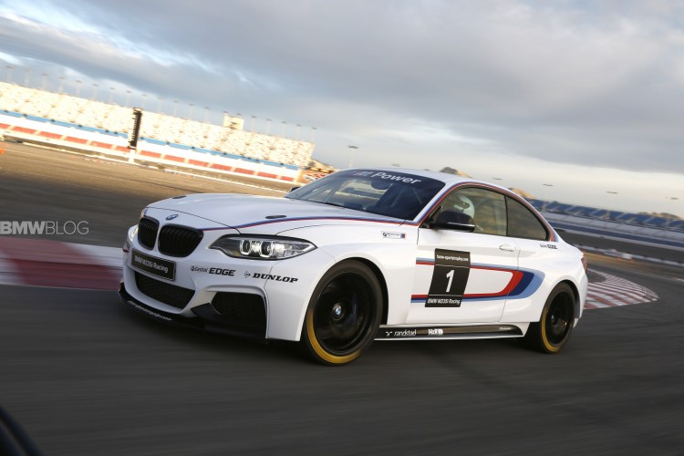 BMW M235i Racing: Video shows Race Car assembly in Leipzig
