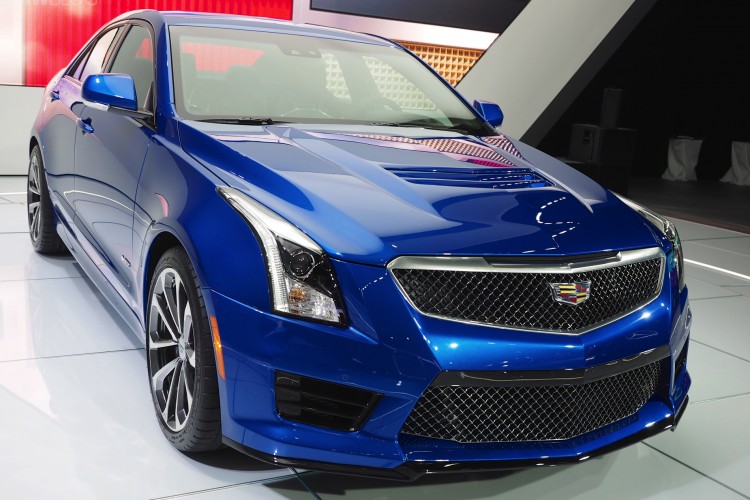 2015 Detroit Auto Show: Cadillac ATS-V takes on the BMW M3/M4