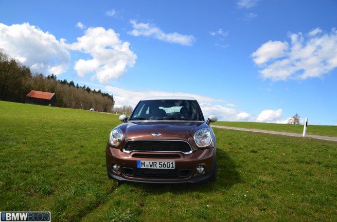 mini-cooper-s-paceman-review-01