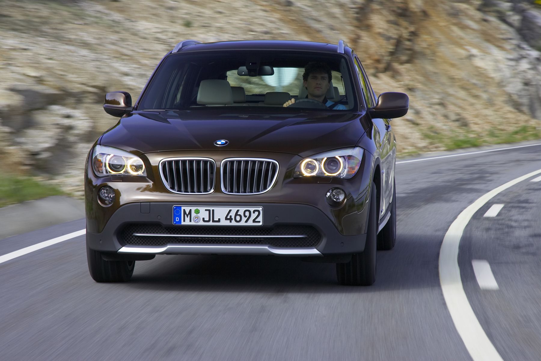 2022 BMW X1: New spy shots and digital rendering