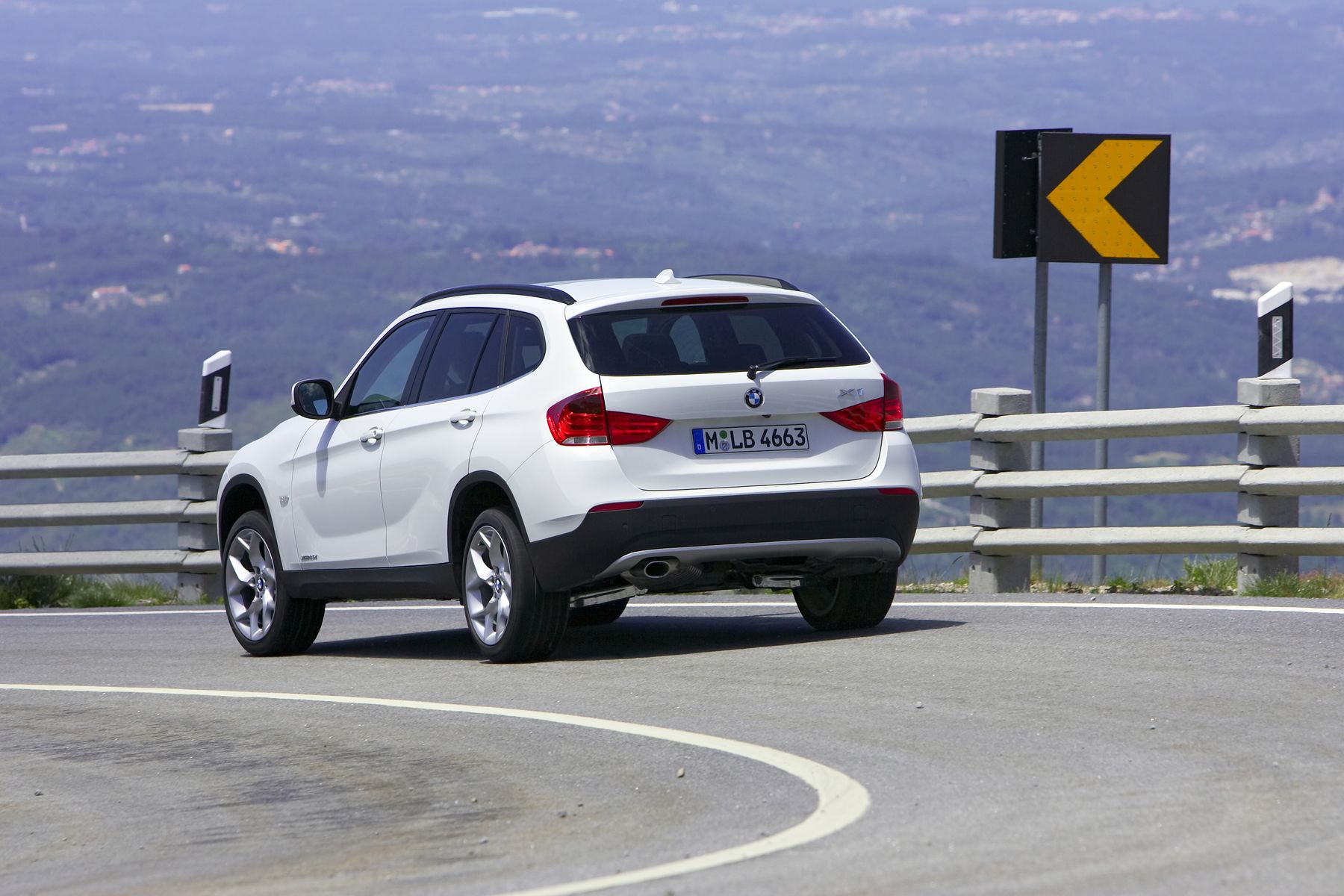 BMW X1 Ultimate Photo Gallery